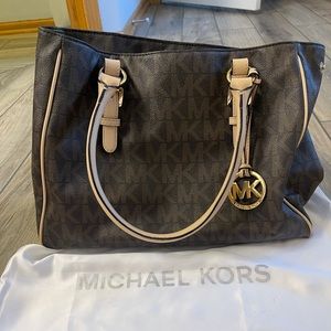 Michael Kors purse